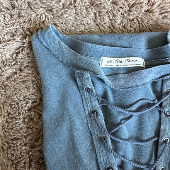 Free People Lace-Up Shirt NWOT XS - Picture 14 of 15